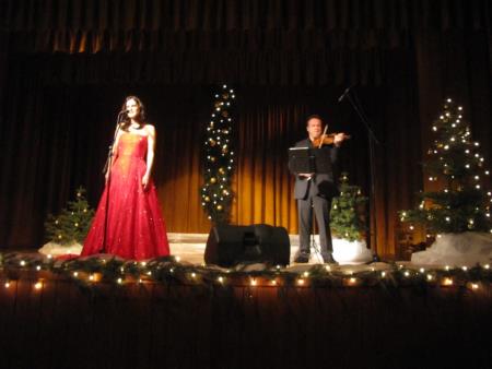 Manca Izmajlova in Benjamin Izmajlov “100 srčnih koncertov”, 21.12.2014 3